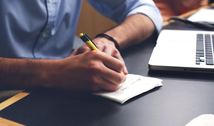 Lavorare senza riuscire a staccare la spina